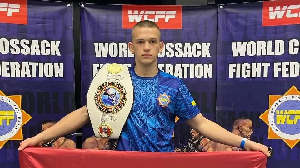 Волинський студент Денис Чирук здобув золото чемпіонату світу з козацького двобою