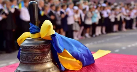З 1 вересня зарплати вчителям зростуть на 20%, а стипендії подвояться