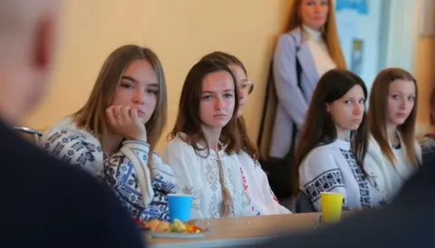 Релокований Маріупольський будівельний коледж на Хмельниччині: 420 студентів навчаються очно